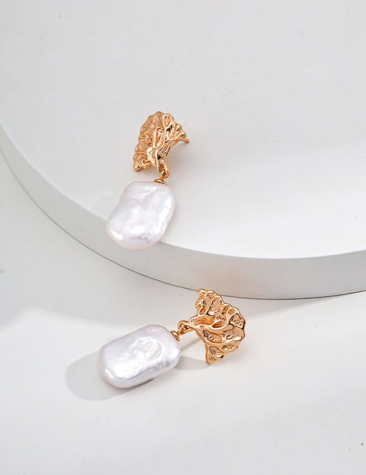 Boucles d’oreilles en argent 925 avec perles baroques – Design couronne naturelle et allure artistique